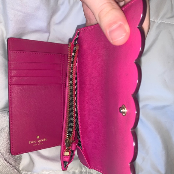 Kate Spade Wallet Pink Stripes - Picture 5 of 5